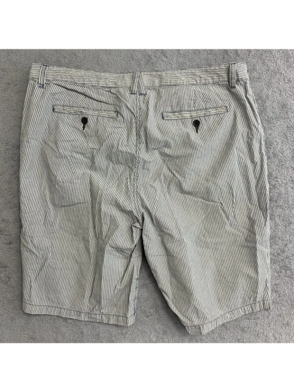 Horny Toad Men's 38  Cotton Seersucker Shorts Blue & Beige Striped P0030